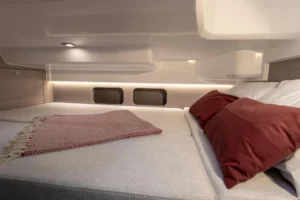 Cap 9 WA Serie 2 cabin area