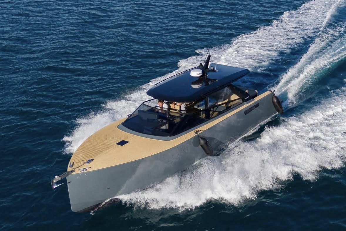 Colnago 38 OPEN Palladium rent a boat Makarska