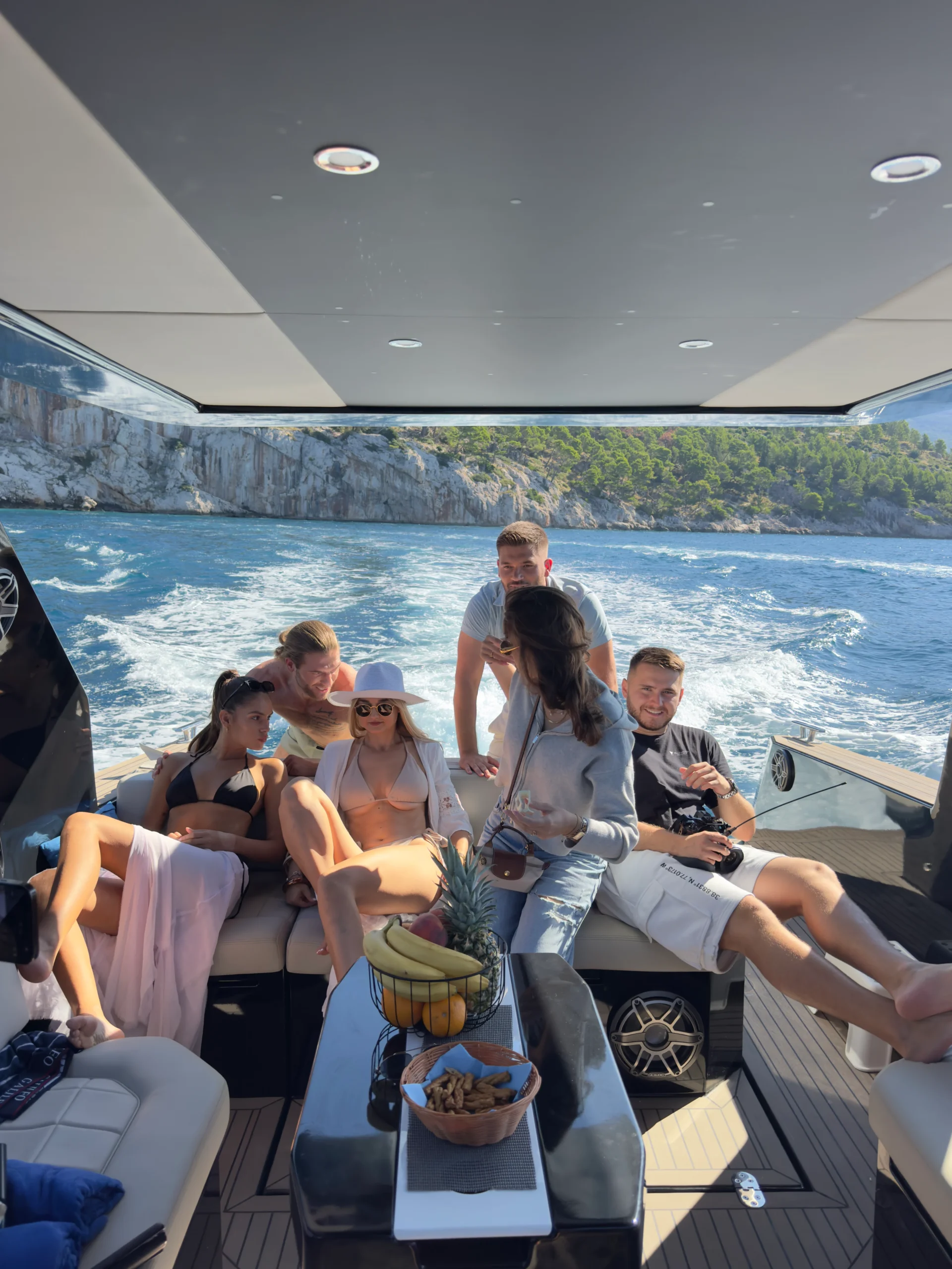 Colnago 38 OPEN by Palladium Rent a Boat in Makarska