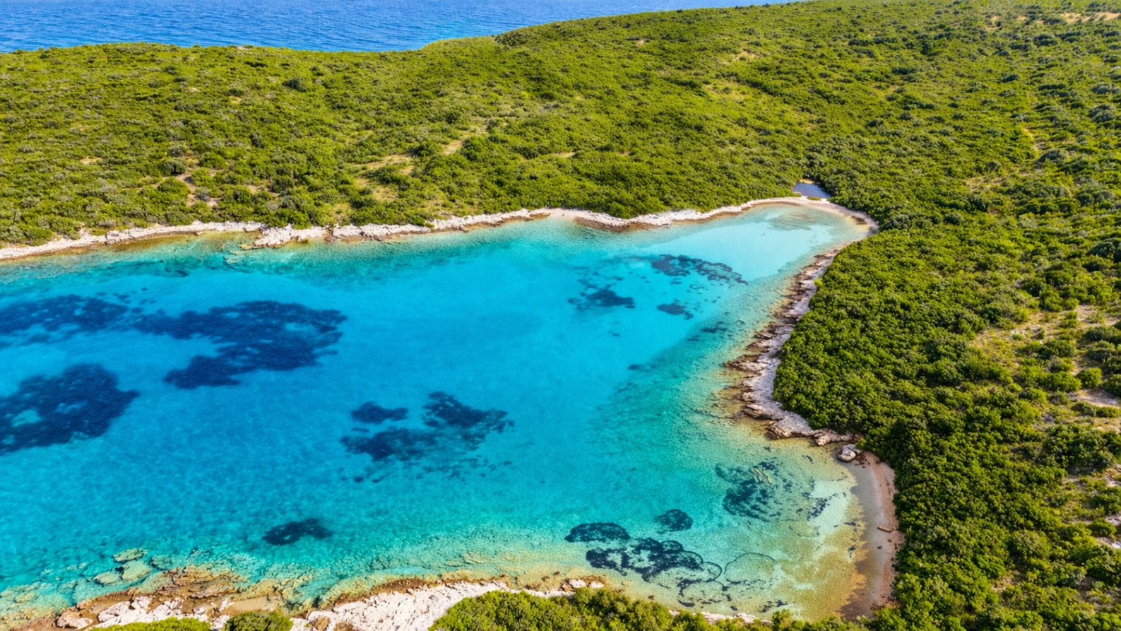 Divna Beach on Pelješac peninsula