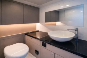 colnago-38-open-bathroom-toilet-cabin-luxury-boat