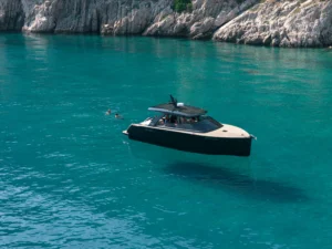 colnago-38-open-drone-shot-luxury-boat-adriatic
