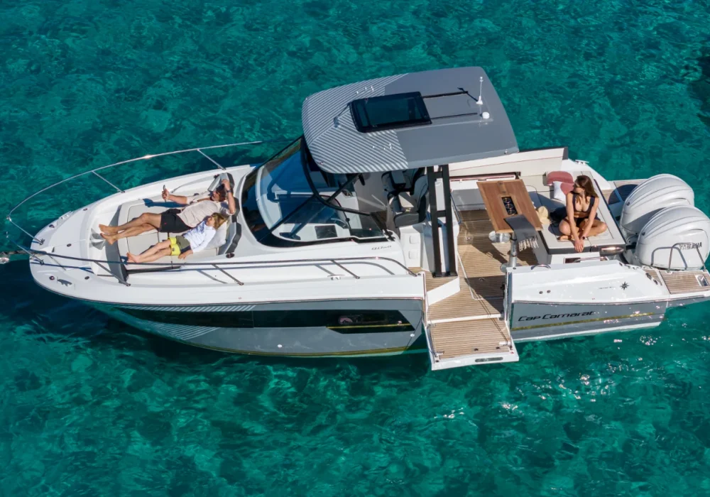 Cap Camarat 9 WA Serie 2 anchored in a hidden bay on the Adriatic coast