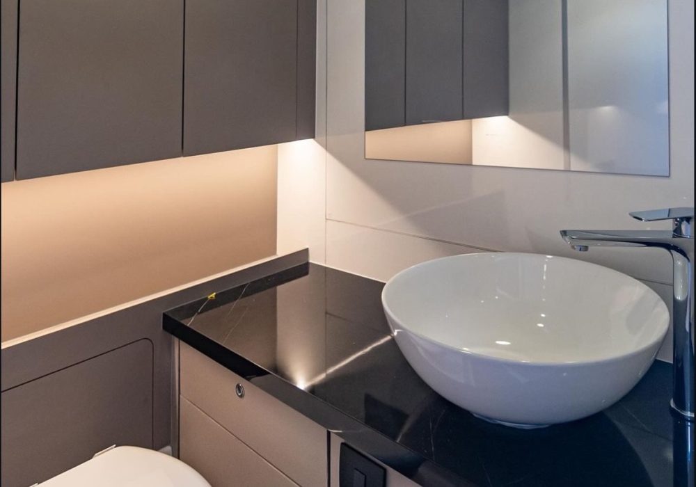 Colnago 38 OPEN interior Palladium rent a boat Makarska